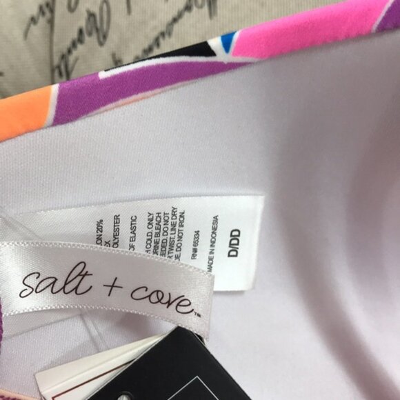 COPY - Salt+Cove Juniors' Kaleid. Smocked Bikini TOP - Picture 6 of 7